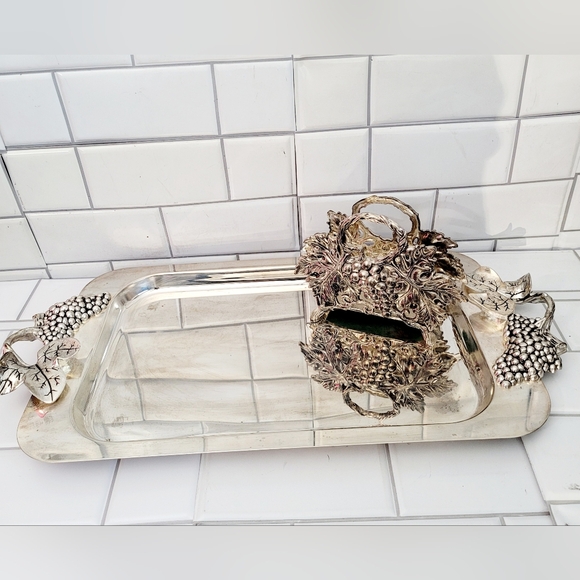 Godinger Silver 1994 Vintage Silver Napkin Holder And Large